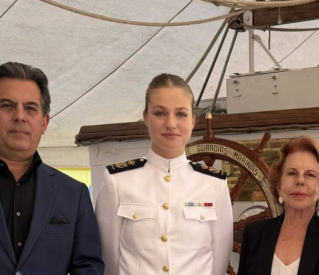 Familia de Mario Vargas Llosa reaparece inesperadamente con la princesa Leonor